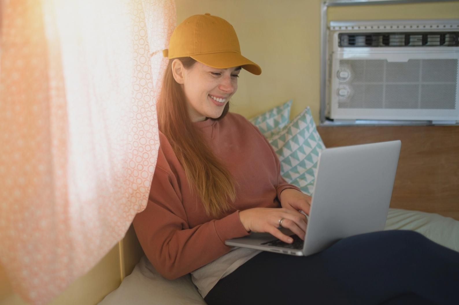 Gruppe von Menschen beim kollaborativen Lernen